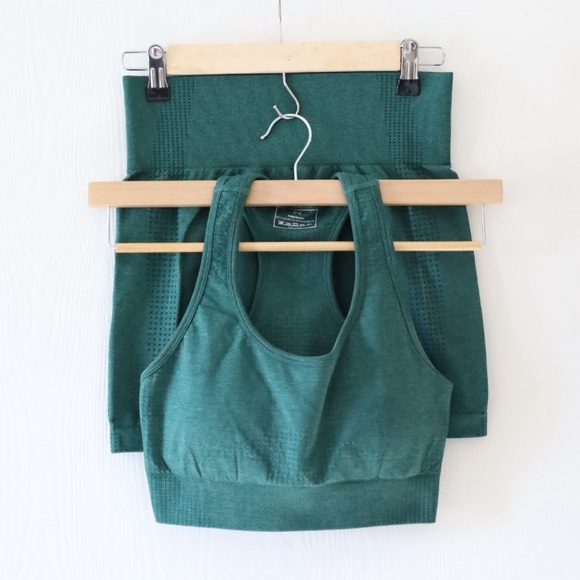 Yoga Workout Set 2piece - Picture 2 of 9